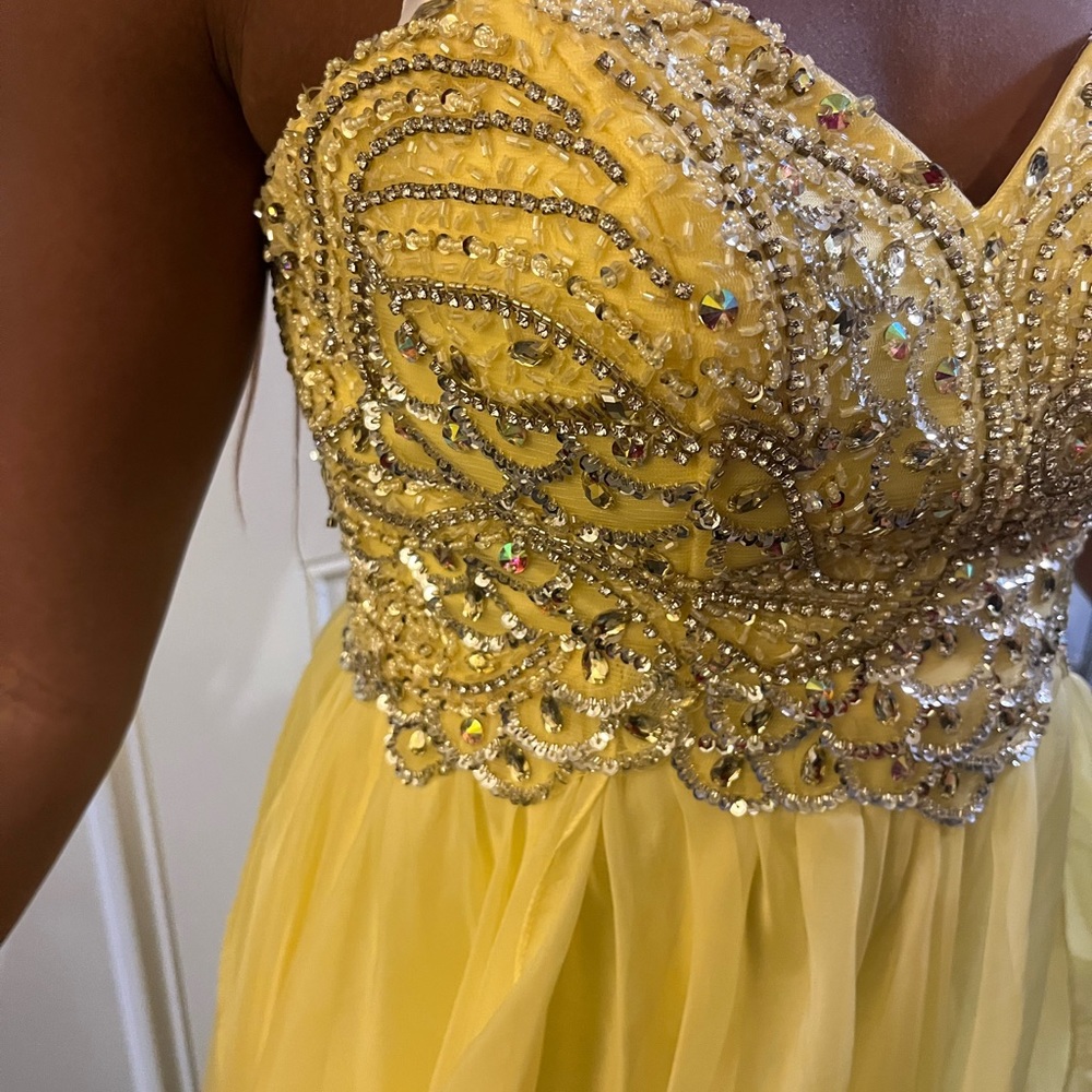 Prom Ready - Picture 7 of 15